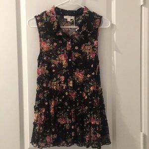 Very cute floral top